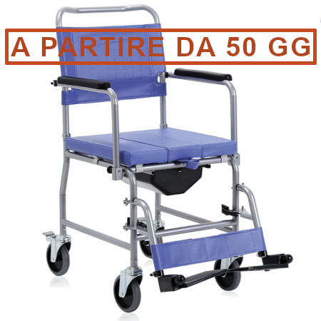 Noleggio sedia comoda con ruote piroettanti
