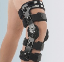 Ginocchiera funzionale 4 punti con snodo policentrico PROTECT 4 SHORT